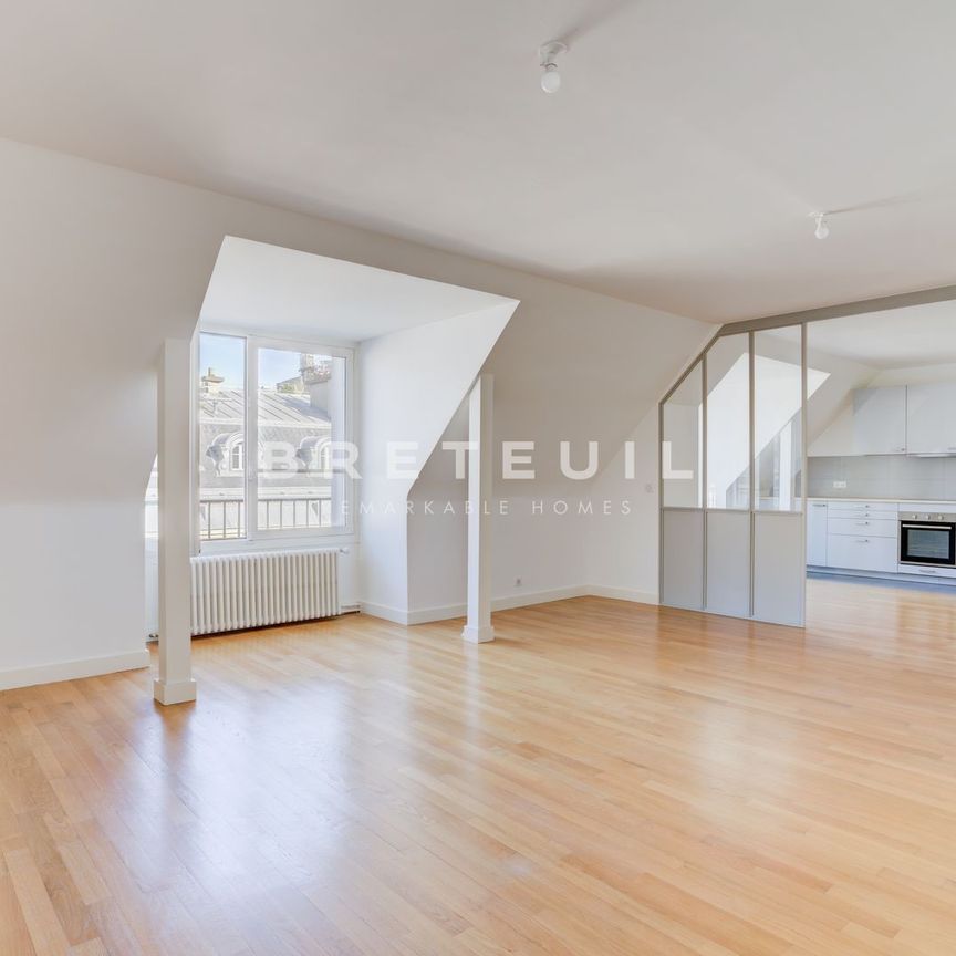 Tout savoir sur cet appartement dans le quartier Triangle d'Or, à Paris 8ème - Photo 1