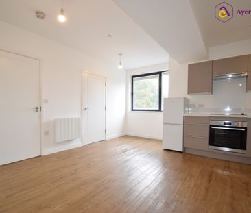 Baryta House, Southend On Sea, Essex, SS2 - Photo 2