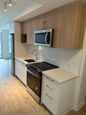 For Lease - 500 Plains Road Unit# 323, Burlington, Ontario - Photo 1