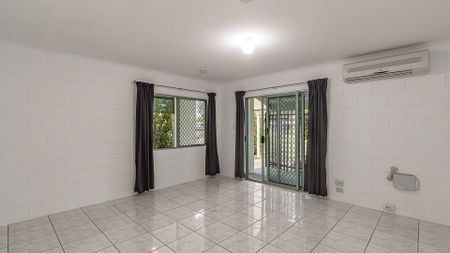 2/11 Crossland Court, Kirwan - Photo 2
