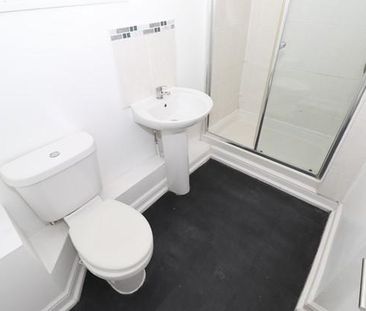1 bedroom ground floor flat to rent - Photo 6