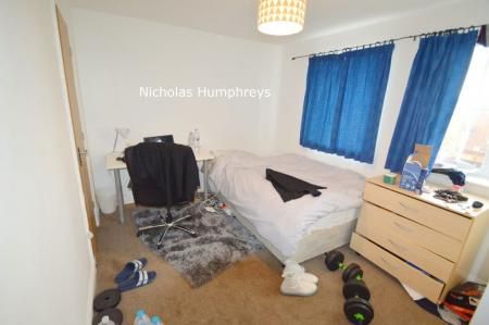 Cunningham Avenue - Photo 3