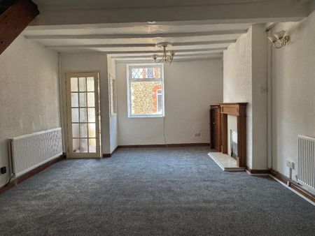 2 bedroom terraced house to rent - Photo 3