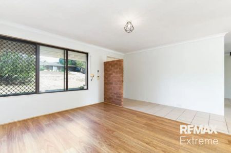 “Neat 3x2” - Photo 5