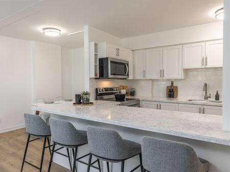 For Lease - 240 Markland Drive Unit# 208, Toronto, Ontario - Photo 3