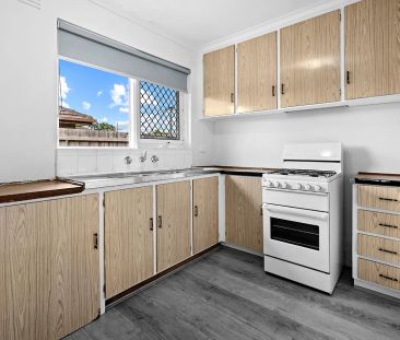 Easy living in the heart of Noble Park - Photo 2