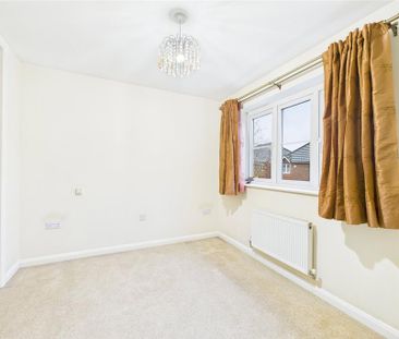 3 bedroom detached house to rent - Photo 5