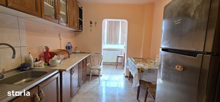 GARA - ABATOR 2 CAMERE DECOMANDATE MOBILAT + UTILAT, GAZE 400 EURO - Photo 2