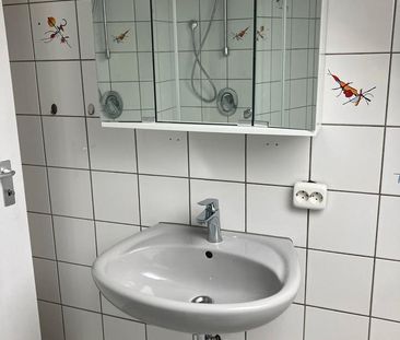 Helle 2 Zimmer-Wohnung Singel Wohnung in einem Ortsteil von Aßlar - Foto 1