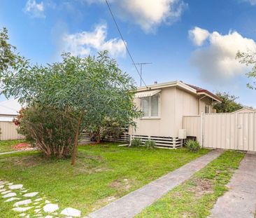 Charming 3x1 Home in Carey Park - Photo 1