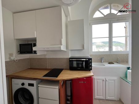 Location Appartement 2 pièces 53m² TOULON 83000 - Photo 4