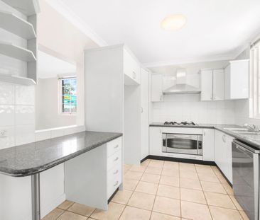 Unit 4/4 Sutherland Road, Chatswood - Photo 2