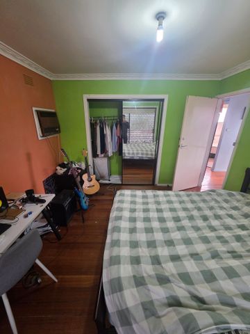 Sunshine West - Photo 3