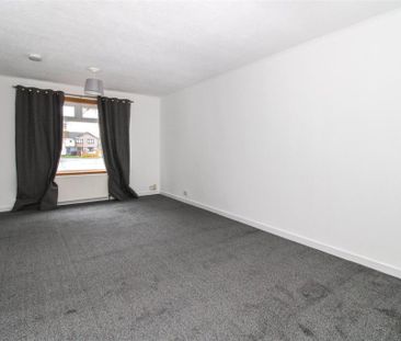 2 bedroom end of terrace house to rent - Photo 3