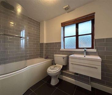 Cookson Close, Burnham-on-sea, Somerset, TA8 - Photo 5