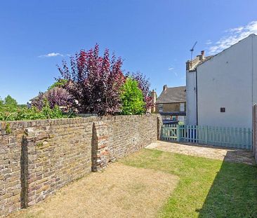 2 bedroom end of terrace house to rent - Photo 4