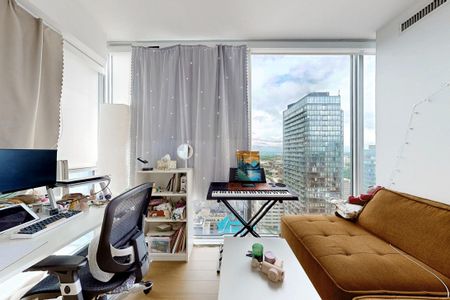 For Lease - 15 Grenville Street Unit# 3503, Toronto, Ontario - Photo 2