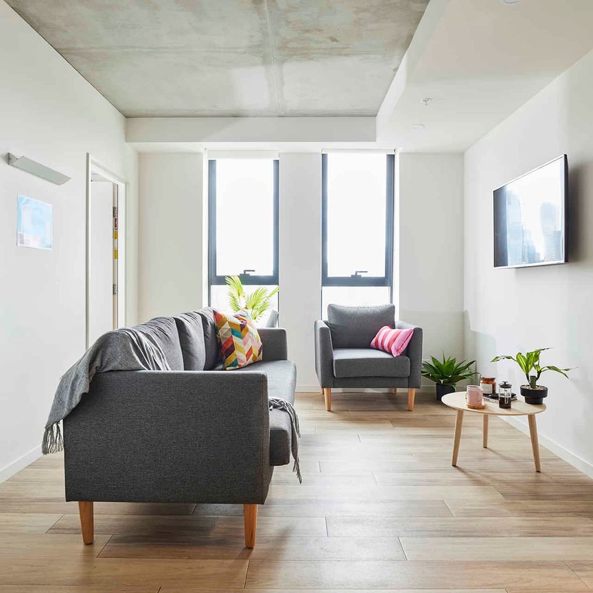 5 Bedroom Shared Bathroom, King Single Bed - Photo 1