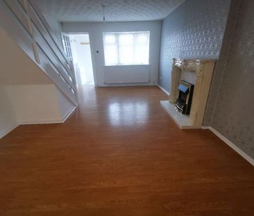 2 bedroom semi-detached house to rent - Photo 3