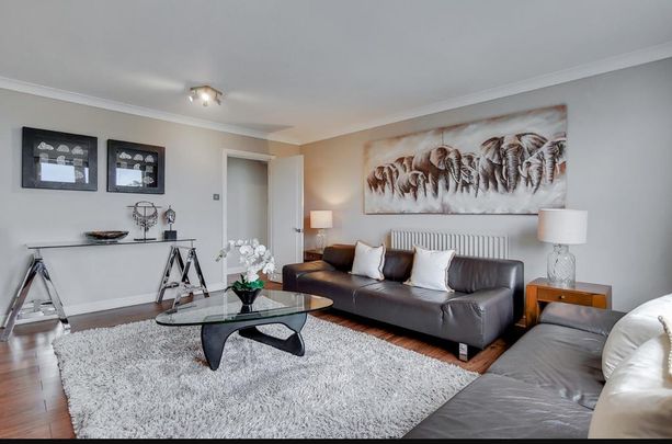 3 bedroom apartment to rent - Photo 1