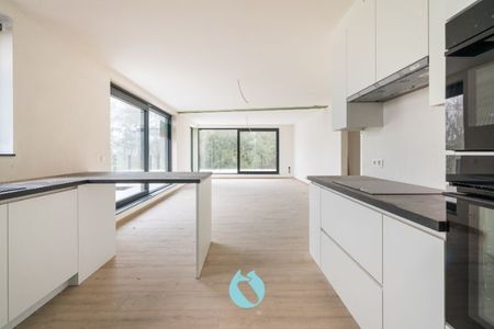 NIEUWBOUW PENTHOUSE APPARTEMENT MET 3 SLAAPKAMERS, GARAGE EN AUTOSTAANPLAATS TE HUUR - Foto 3