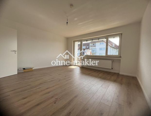 3 Zimmer Küche Diele Bad mit Balkon - Photo 1
