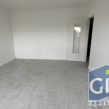Location Appartement 2 pièces 47m² - Photo 4