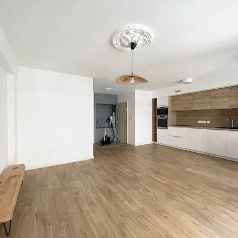 Location Appartement 3 pièces 59m² BASTIA 20200 - Photo 1