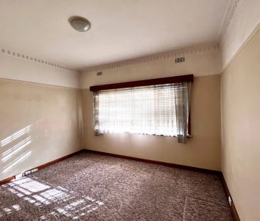 137 Thames Street, - Photo 1