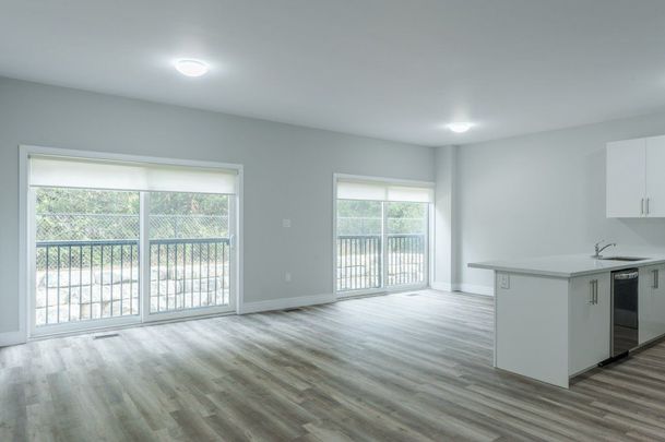 For Lease - 550 Brealey Drive Unit# 18, Peterborough, Ontario - Photo 1