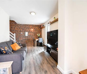 2 bedroom end of terrace house to rent - Photo 1