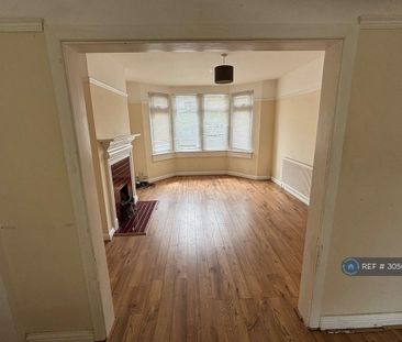 3 bedroom terraced house to rent - Photo 1