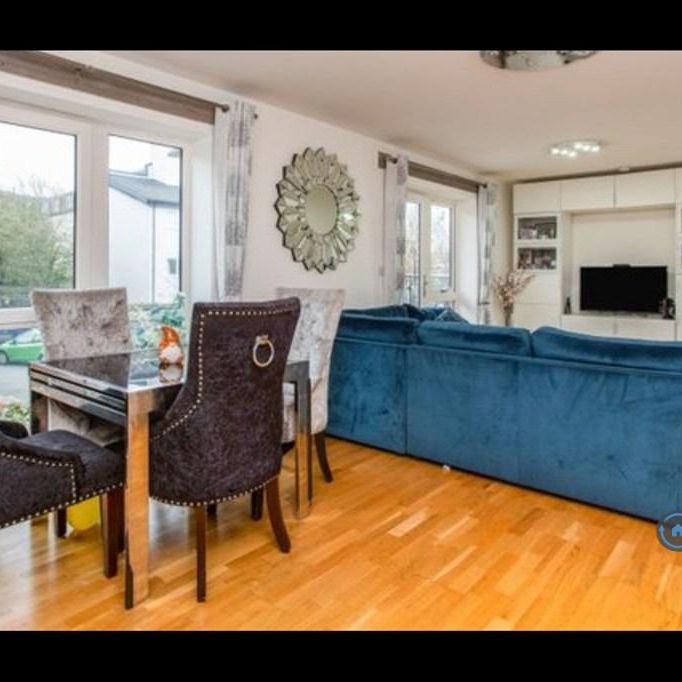2 bedroom flat to rent - Photo 1