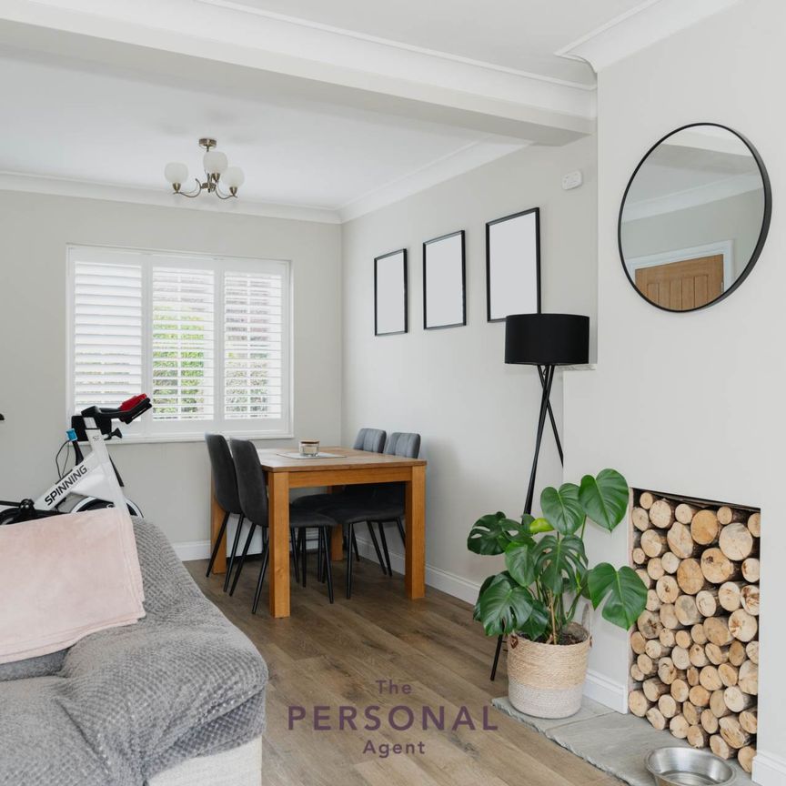 Nork Rise, Banstead - Photo 1