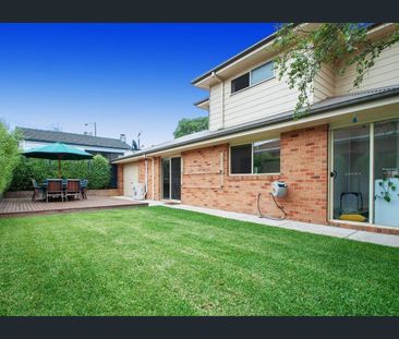 Perfect location in Croydon - Photo 4