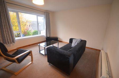 43 Fairview Drive, AB22 8ZL, Aberdeen - Photo 2