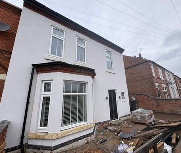 1 bedroom in a house share to rent - Photo 6