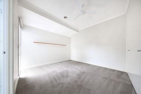 52A Tucker Rd, Bentleigh VIC 3204 - House For Rent | Domain - Photo 5