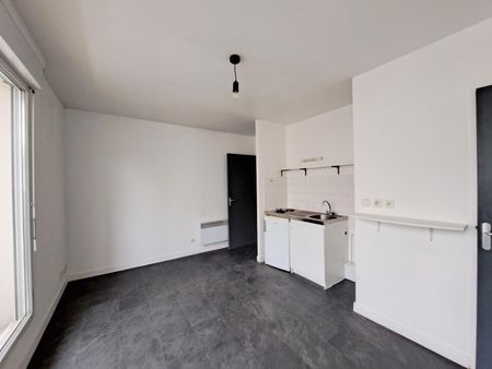 Location Appartement 2 pièces 30m² TOURS 37000 - Photo 2