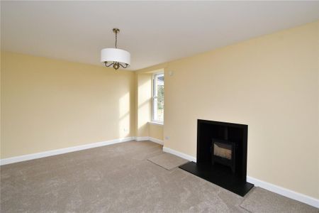 4 bedroom detached house to rent - Photo 5