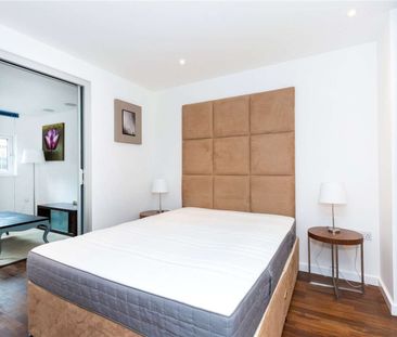 One bedroom apartment featuring all the benefits of an unbeatable central Islington location. - Photo 5