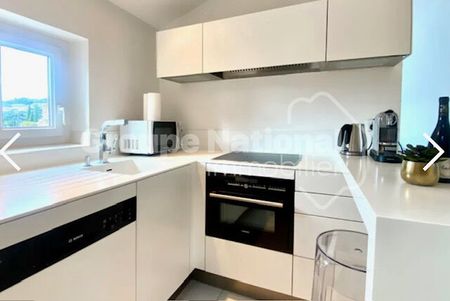 Location Appartement 2 pièces 73m² - Photo 4