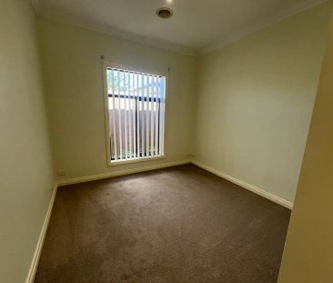 “INSPECT & MOVE IN NOW” - Photo 4