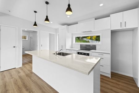 16 Bull Avenue, Wainuiomata - Photo 5