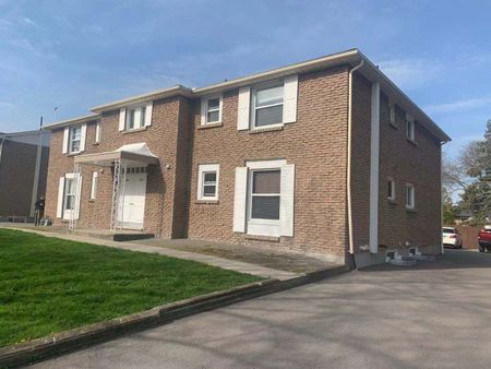 For Lease - 358 Glenridge Avenue Unit# unit 4, St. Catharines, Ontario - Photo 3