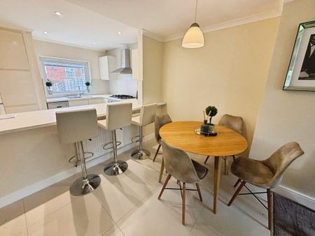 3 bedroom terraced house to rent - Photo 4