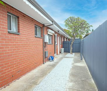 3/1 Russell Street, Glenelg North SA 5045 - Apartment For Rent | Do... - Photo 6