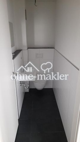 stilvolle 3-Zi.-Penthouse-Whg mit EBK und Dachterrasse in Sersheim - Photo 5