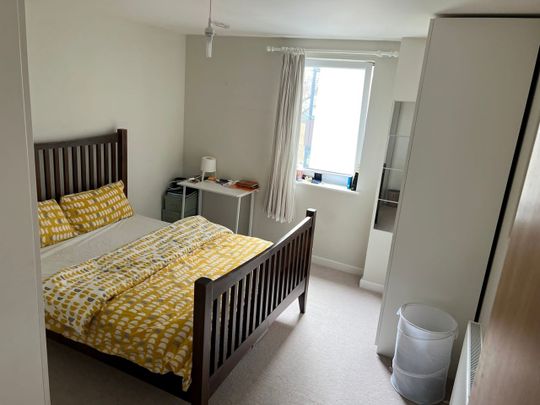 2 Bed Flat, Hallam Court, CR0 - Photo 1