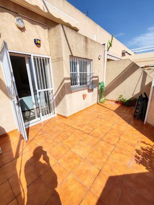 Atico en alquiler en Torremolinos - Photo 1